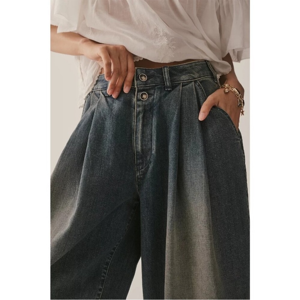 NWT Pilcro Balloon Barrel Jeans - Picture 4 of 6